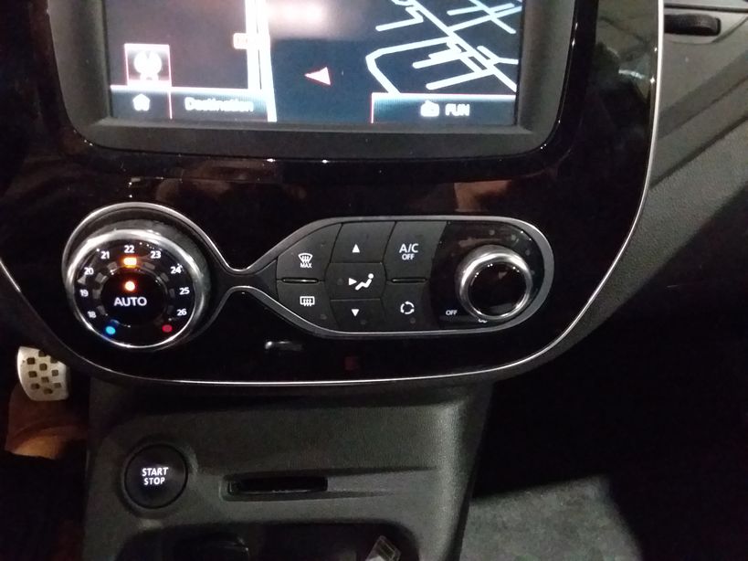 RENAULT CAPTUR 2018 - Photo n°16
