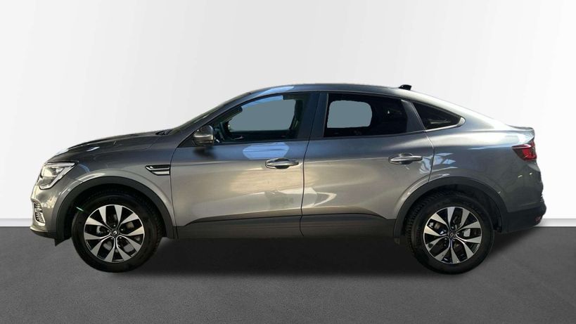 RENAULT ARKANA 2023 - Photo n°8