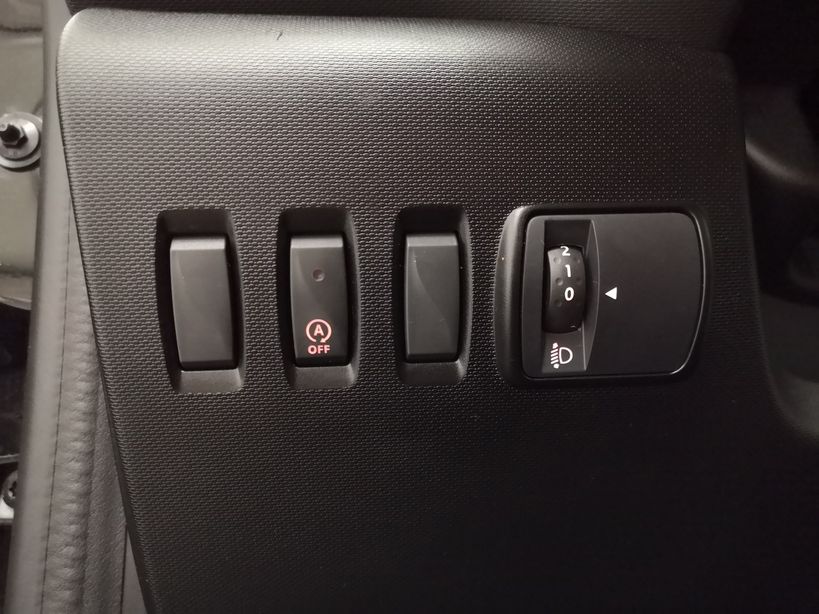 RENAULT TWINGO III 2019 - Photo n°14