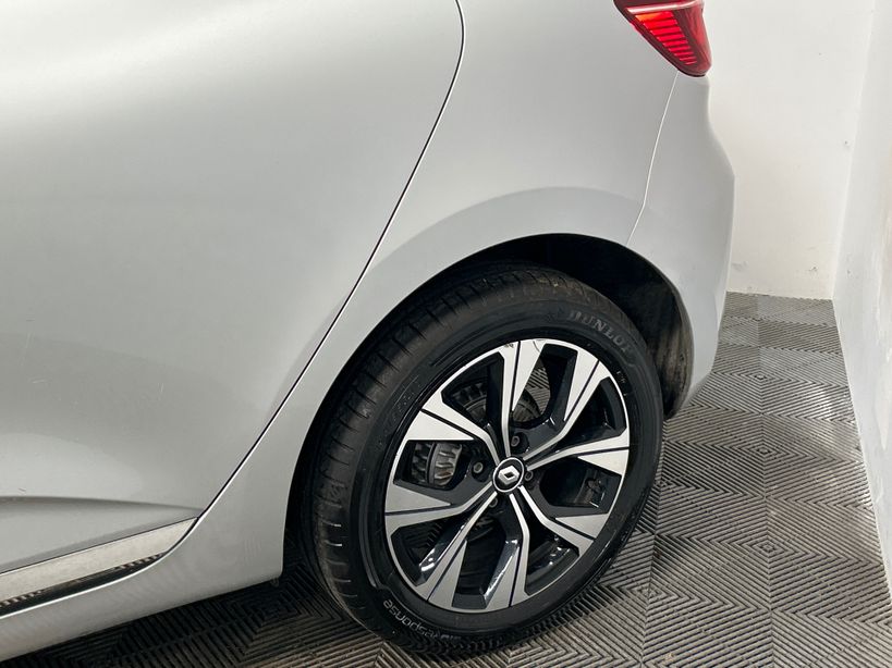 RENAULT CLIO V 2022 - Photo n°13