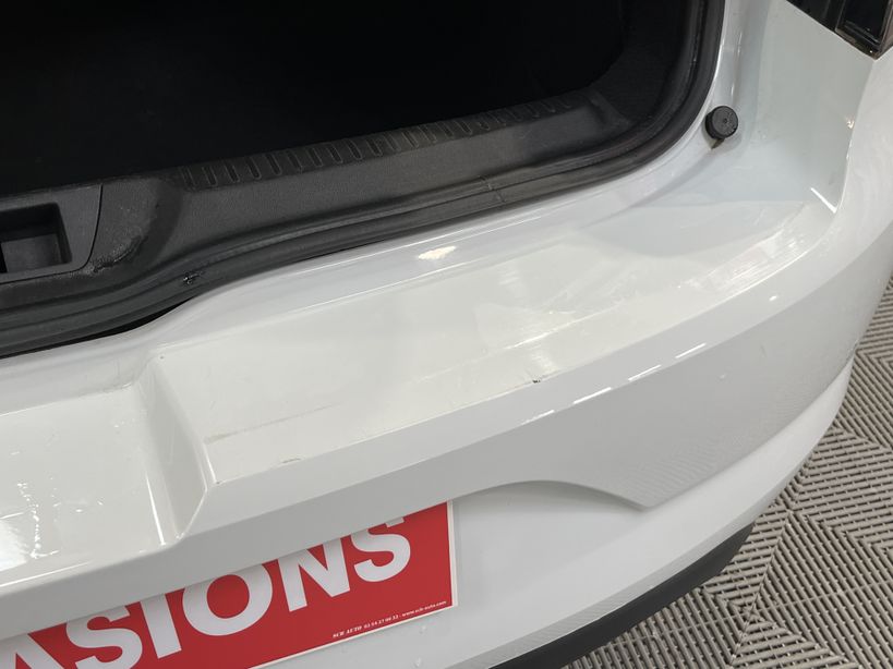 RENAULT MEGANE IV BERLINE 2021 - Photo n°4