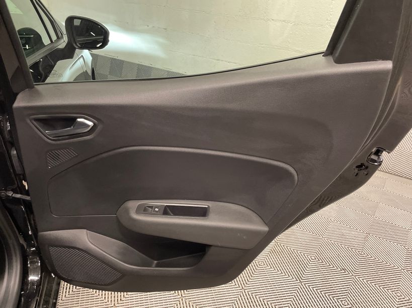 RENAULT CLIO V 2025 - Photo n°30