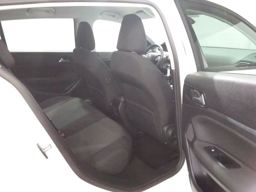 PEUGEOT 308 2020 - Photo n°8