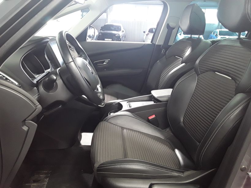 RENAULT SCENIC IV 2018 - Photo n°12