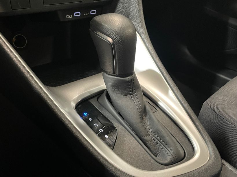 TOYOTA YARIS HYBRIDE 2025 - Photo n°17