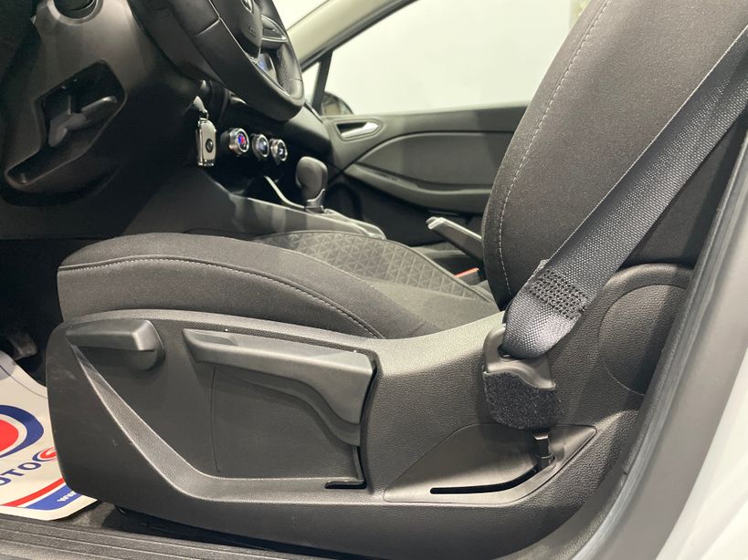 RENAULT CLIO V 2021 - Photo n°33