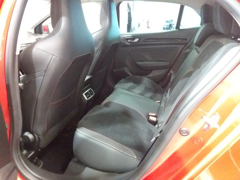 RENAULT MEGANE IV BERLINE 2022 - Photo n°27