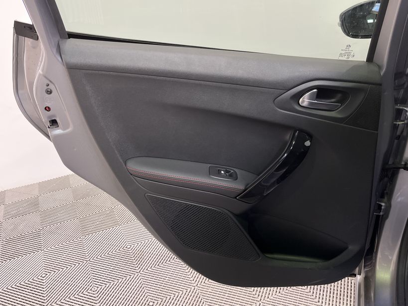 PEUGEOT 208 2019 - Photo n°35
