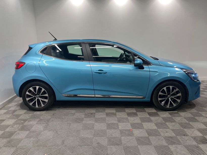 RENAULT CLIO V 2021 - Photo n°4