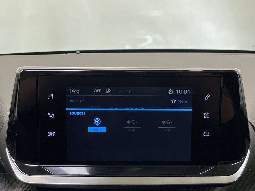 PEUGEOT 208 2023 - Photo n°14