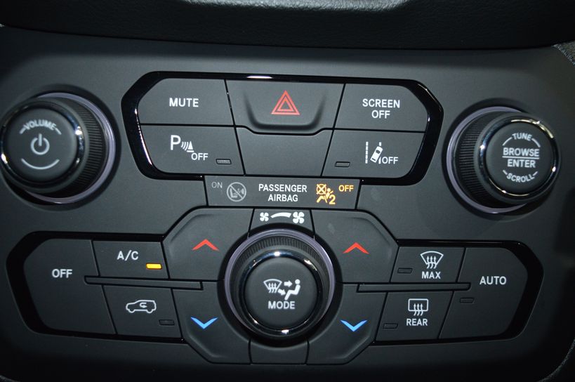 JEEP RENEGADE 2019 - Photo n°22