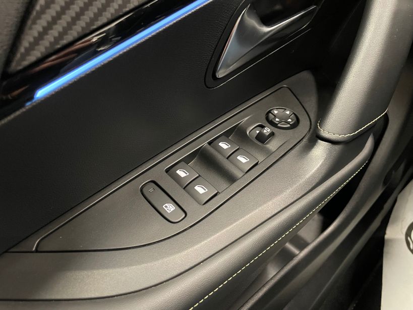 PEUGEOT 2008 2022 - Photo n°15