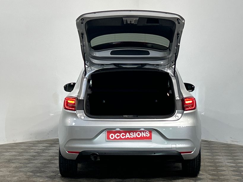 RENAULT CLIO V 2023 - Photo n°35