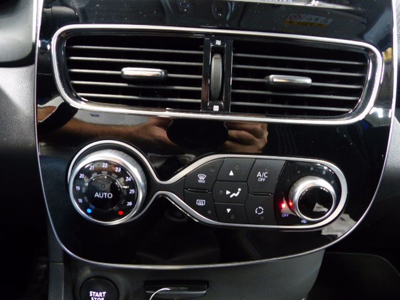 RENAULT CLIO IV 2019 - Photo n°9