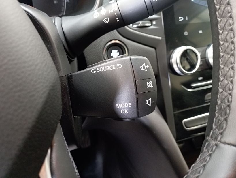 RENAULT MEGANE IV BERLINE 2021 - Photo n°34