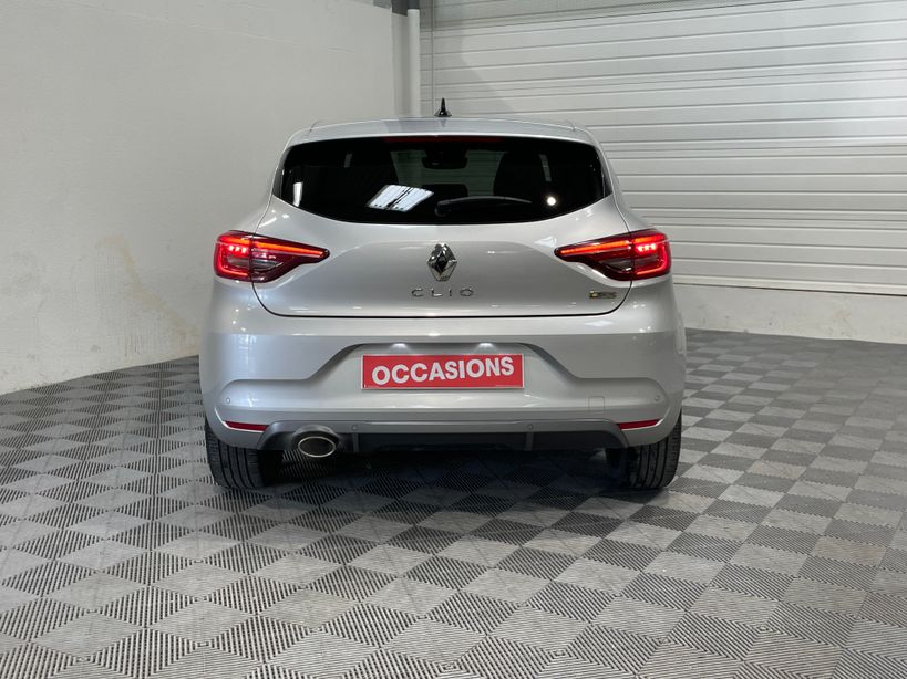 RENAULT CLIO V 2022 - Photo n°6
