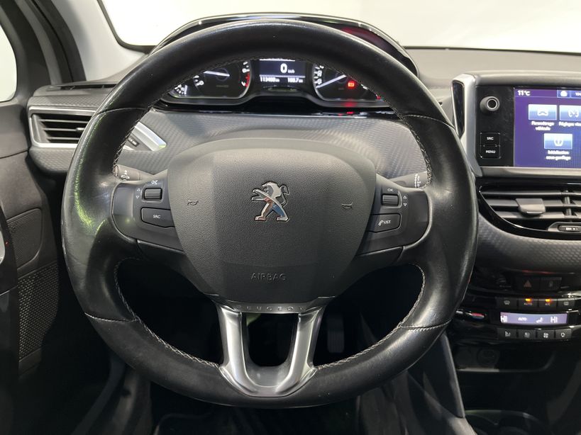PEUGEOT 208 2016 - Photo n°11