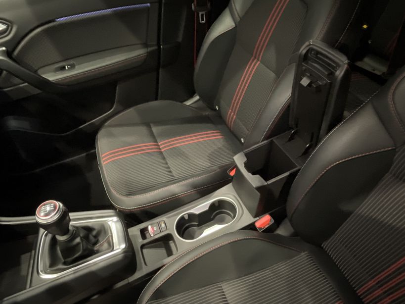 RENAULT CAPTUR 2021 - Photo n°23
