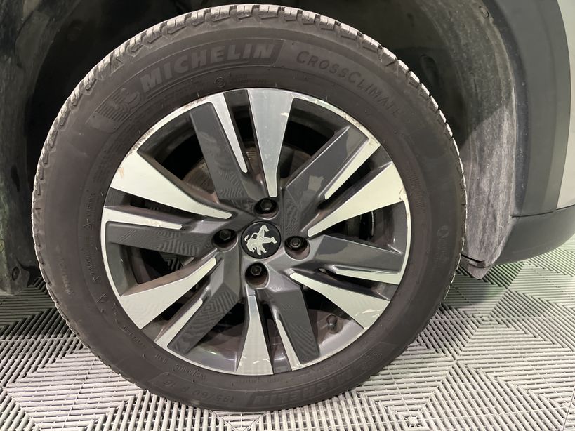 PEUGEOT 2008 2018 - Photo n°4