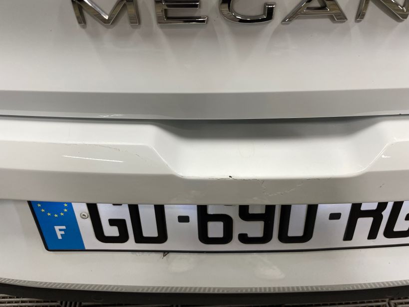 RENAULT MEGANE IV BERLINE 2021 - Photo n°4