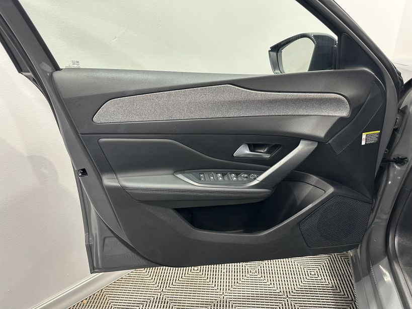 PEUGEOT 308 2024 - Photo n°10