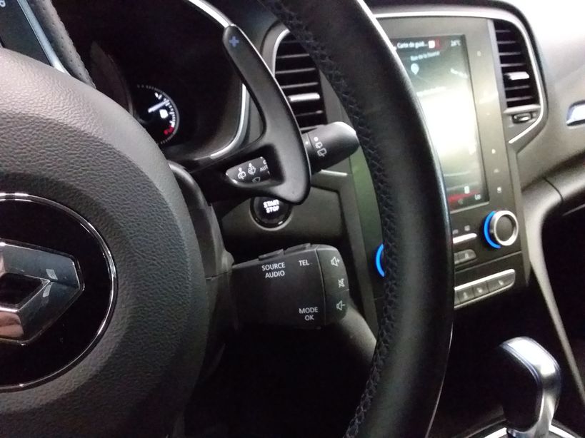 RENAULT MEGANE IV ESTATE 2016 - Photo n°23