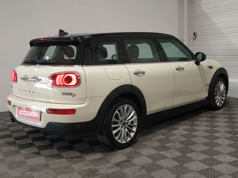 MINI MINI CLUBMAN F54 2016 - Photo n°6