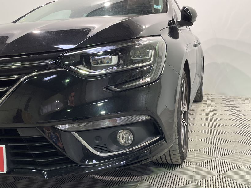 RENAULT MEGANE IV ESTATE 2017 - Photo n°8