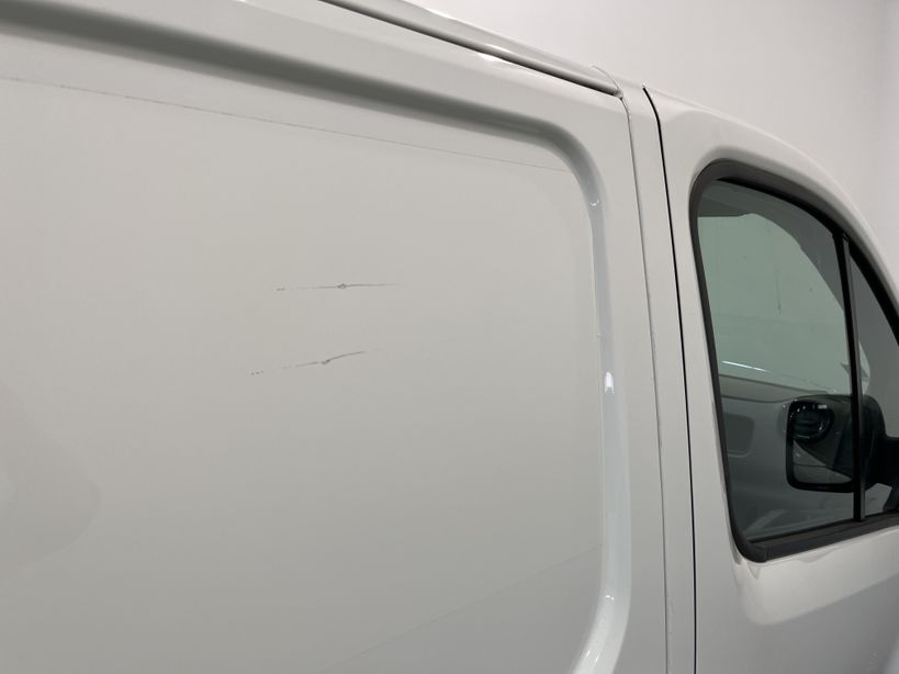 RENAULT TRAFIC FOURGON 2019 - Photo n°22