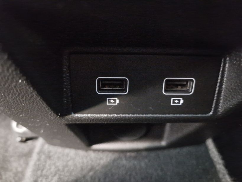 RENAULT MEGANE IV BERLINE 2023 - Photo n°13