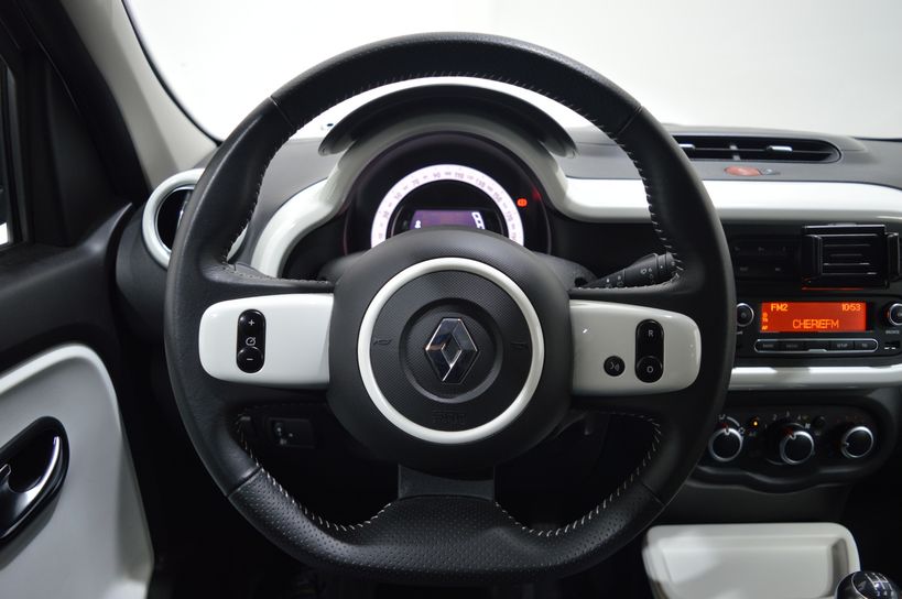 RENAULT TWINGO III 2019 - Photo n°11