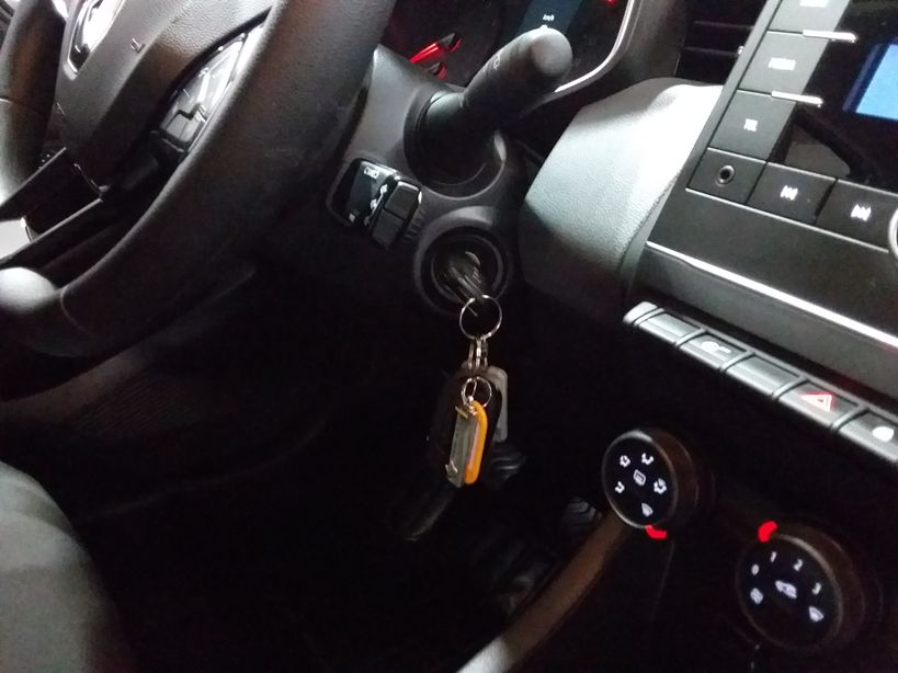 RENAULT CLIO V 2019 - Photo n°1