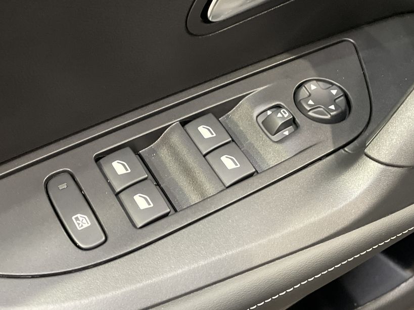 PEUGEOT 2008 2024 - Photo n°31