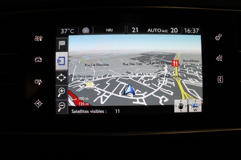 PEUGEOT 308 2015 - Photo n°13