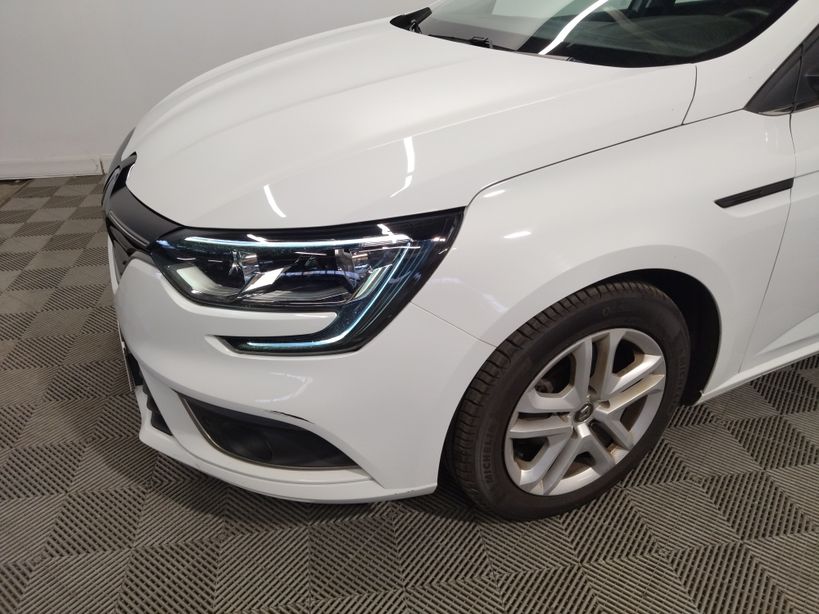 RENAULT MEGANE IV BERLINE BUSINESS 2020 - Photo n°3