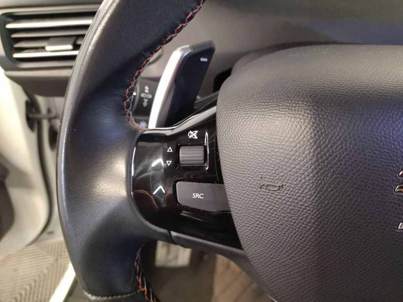 PEUGEOT 308 2020 - Photo n°28