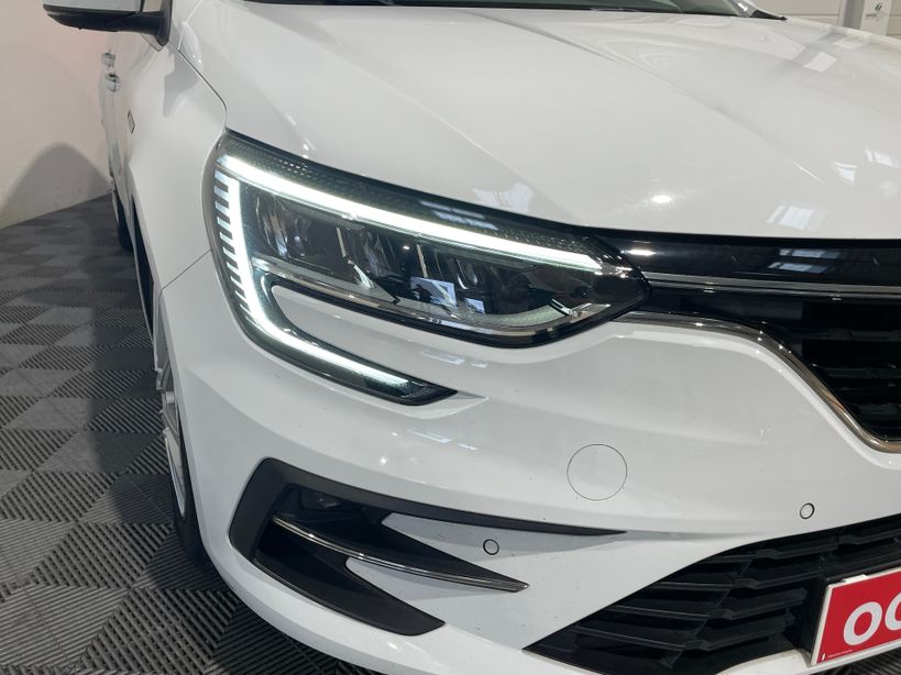 RENAULT MEGANE IV ESTATE 2022 - Photo n°4