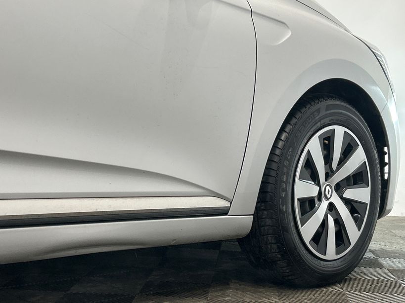 RENAULT CLIO V 2023 - Photo n°2