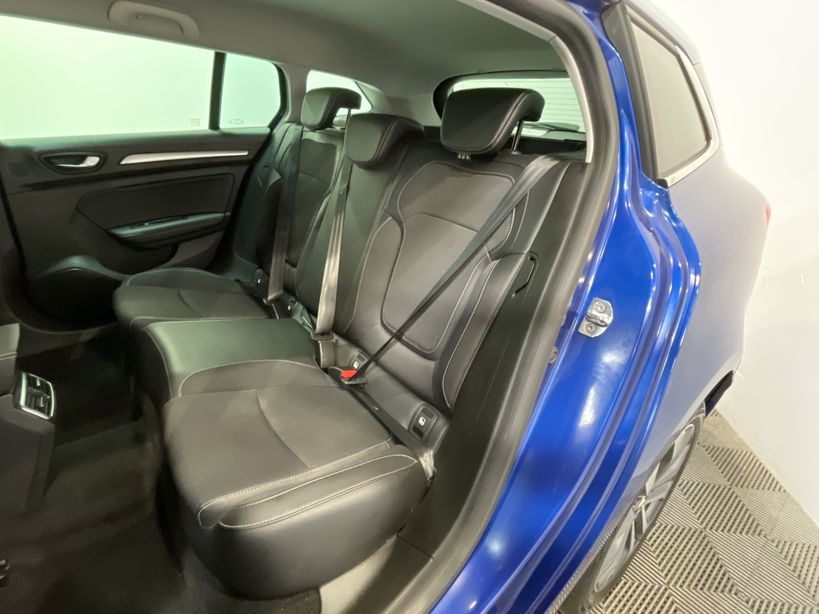 RENAULT MEGANE IV ESTATE 2022 - Photo n°10