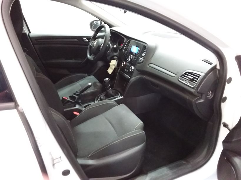 RENAULT MEGANE IV SOCIETE 2020 - Photo n°7