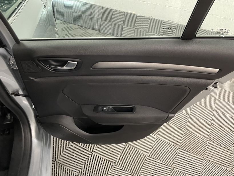 RENAULT MEGANE IV ESTATE 2021 - Photo n°30