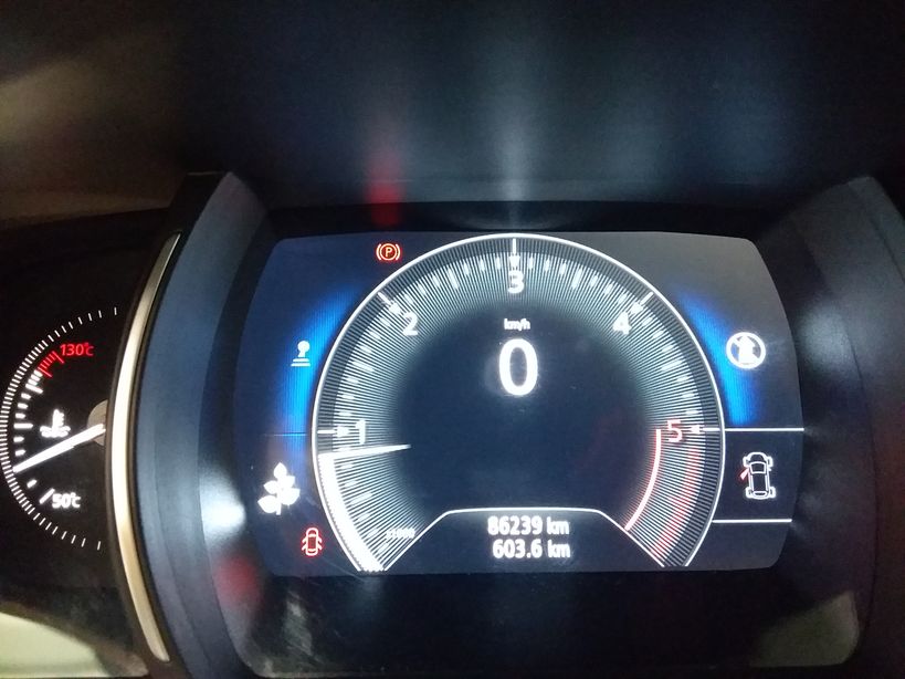 RENAULT MEGANE IV ESTATE BUSINESS 2019 - Photo n°18