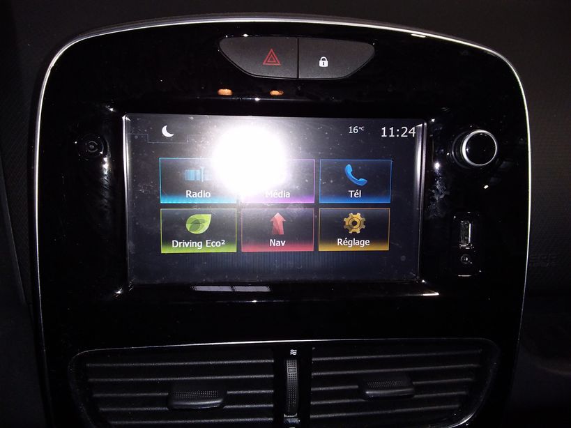 RENAULT CLIO IV BUSINESS 2017 - Photo n°9