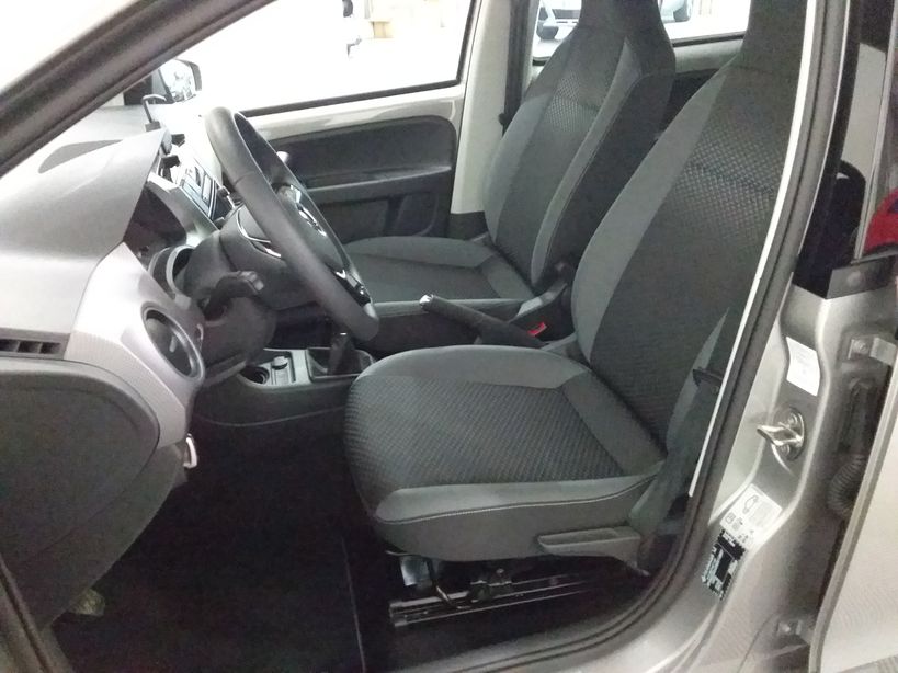 VOLKSWAGEN UP! 2.0 2022 - Photo n°13