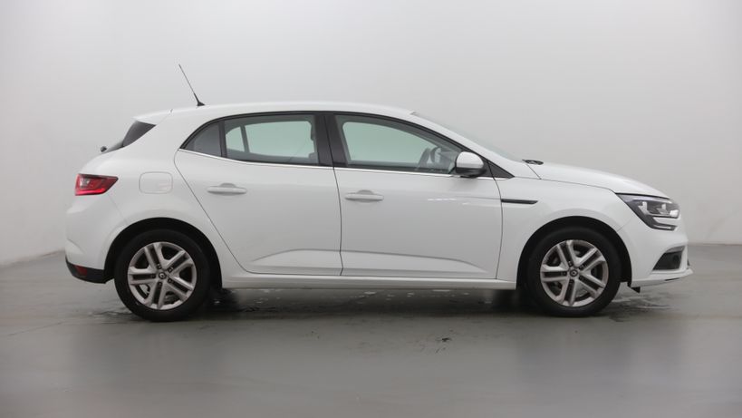 RENAULT MEGANE IV BERLINE BUSINESS 2019 - Photo n°3