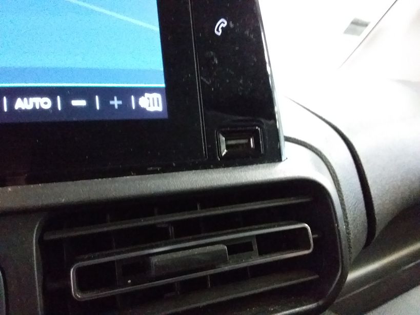 CITROEN BERLINGO 2019 - Photo n°20