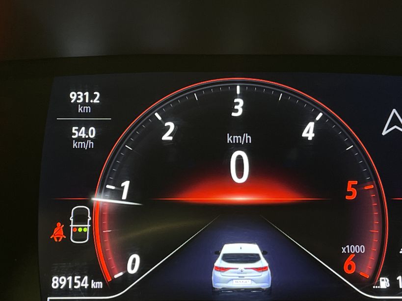 RENAULT MEGANE IV BERLINE 2021 - Photo n°52