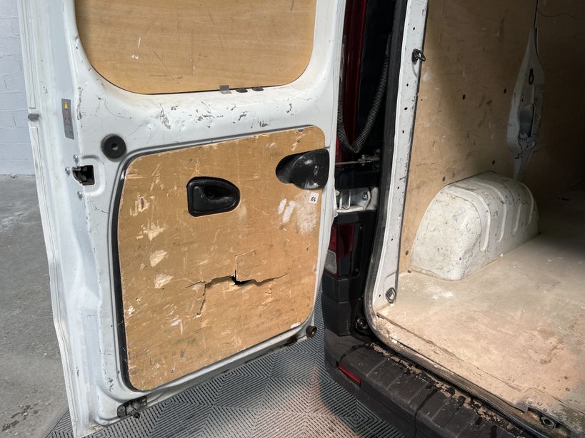 RENAULT TRAFIC FOURGON 2019 - Photo n°1