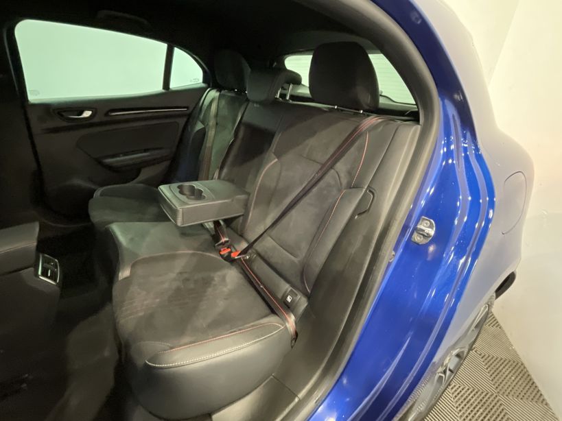RENAULT MEGANE IV BERLINE 2021 - Photo n°10