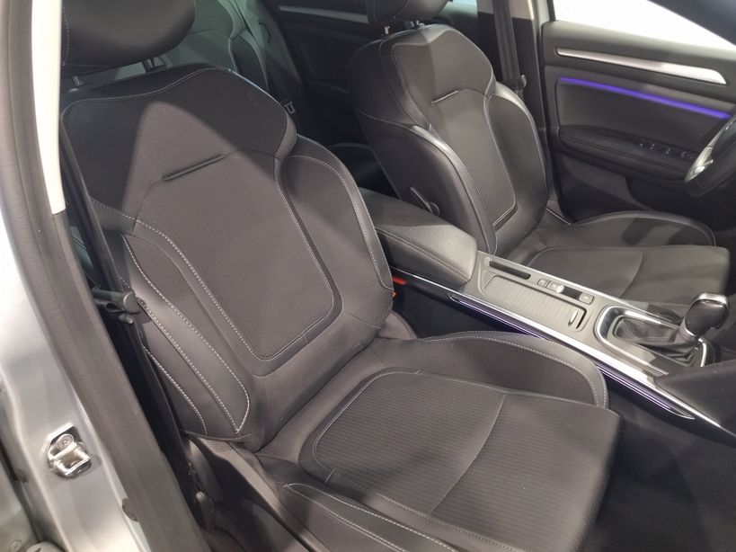 RENAULT MEGANE IV ESTATE 2022 - Photo n°8